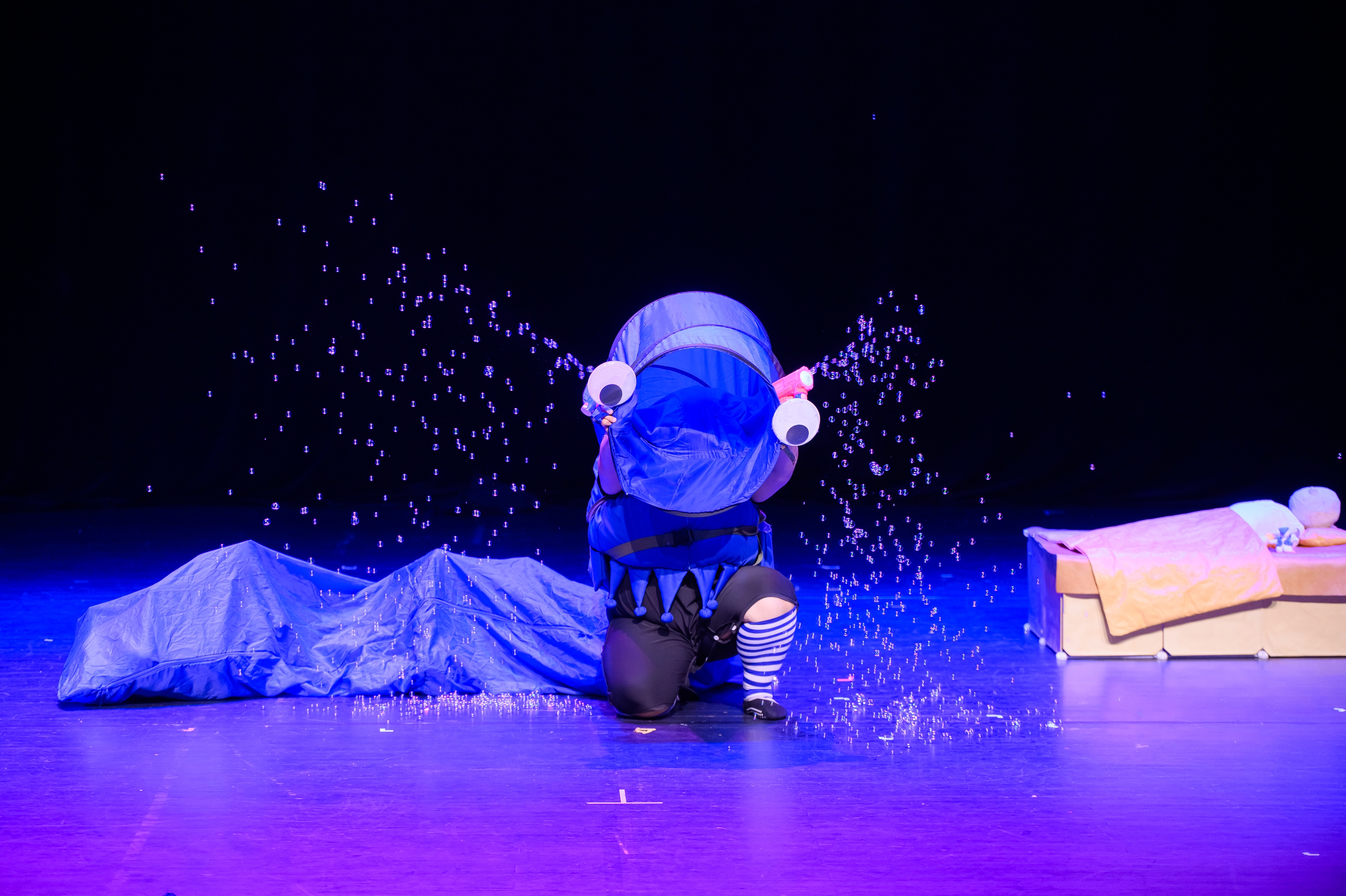 Sheng Bai Theater performing Wonderful Midnight